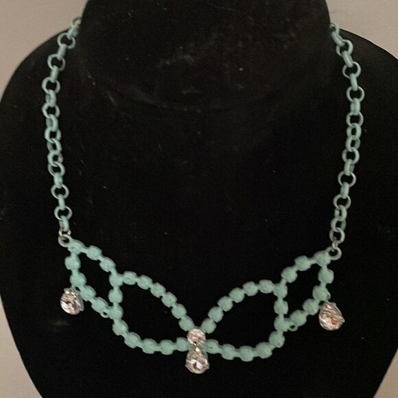 17” Gem Stone King turquoise tone Howlite beaded & Austrian crystal necklace - Picture 3 of 13